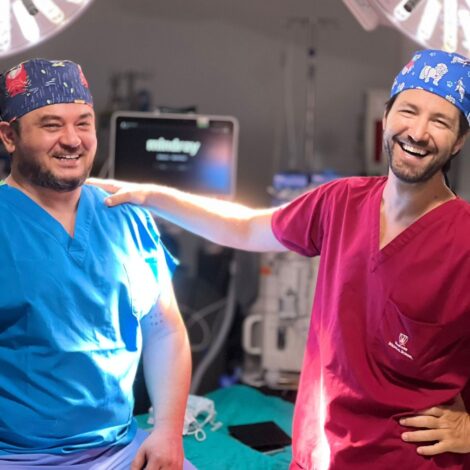 Dr. Oğuzhan Oğuz ve Dr. Gürkan Kayabaşoğlu